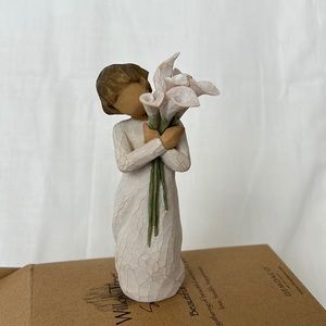 NWOT WILLOWTREE beautiful wishes